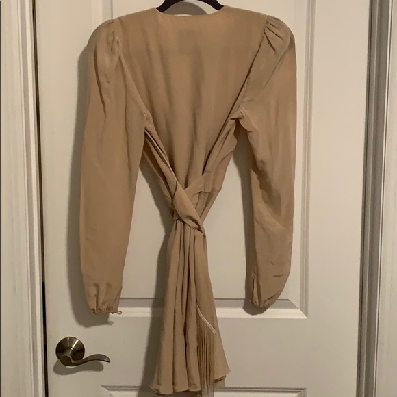 Carmella nude Michelli low cut dress - Picture 12 of 12